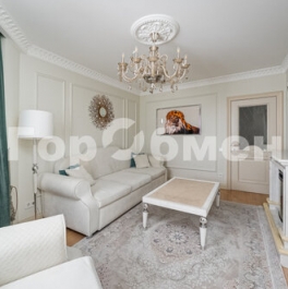 Продажа 3-комн квартиры на вторичном рынке Московский г, Бианки ул,  д. 12,  к. 1