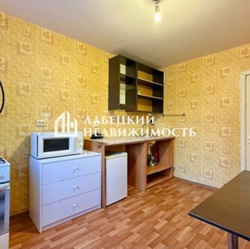 3-комн квартира Парголово п, 1 Мая ул,  д. 107 к9