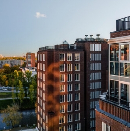 Продажа 4-комн квартиры на вторичном рынке Шаумяна пр-кт,  д. 14