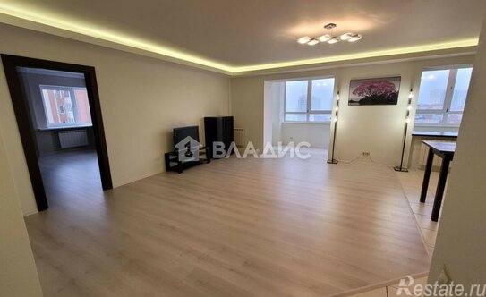 Продажа 2-комн квартиры на вторичном рынке Кондратьевский пр-кт,  д. 62 к1