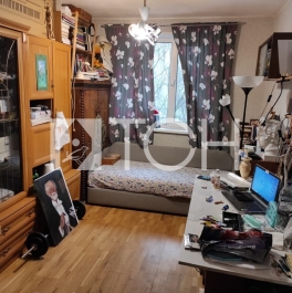 Продажа 2-комн квартиры на вторичном рынке Ротерта ул, 11