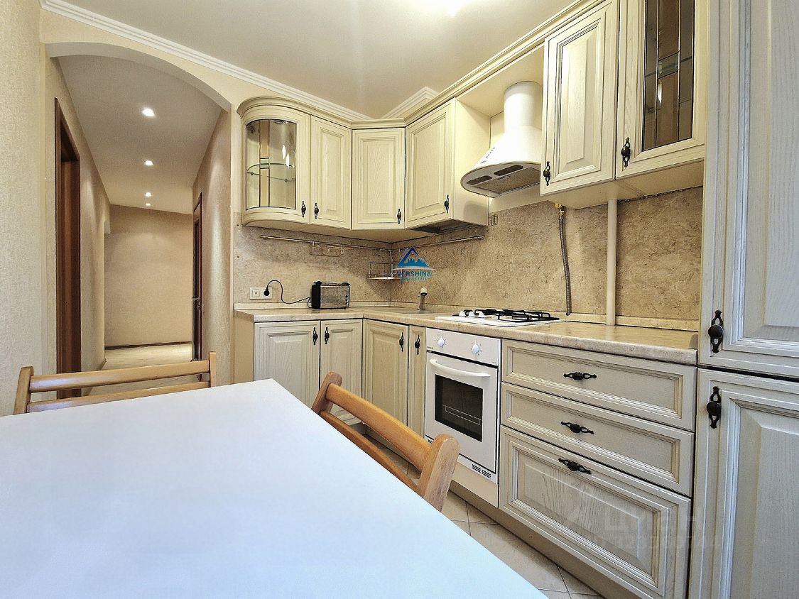 Аренда 2-комн квартиры на вторичном рынке Комсомольский проспект, 25К3