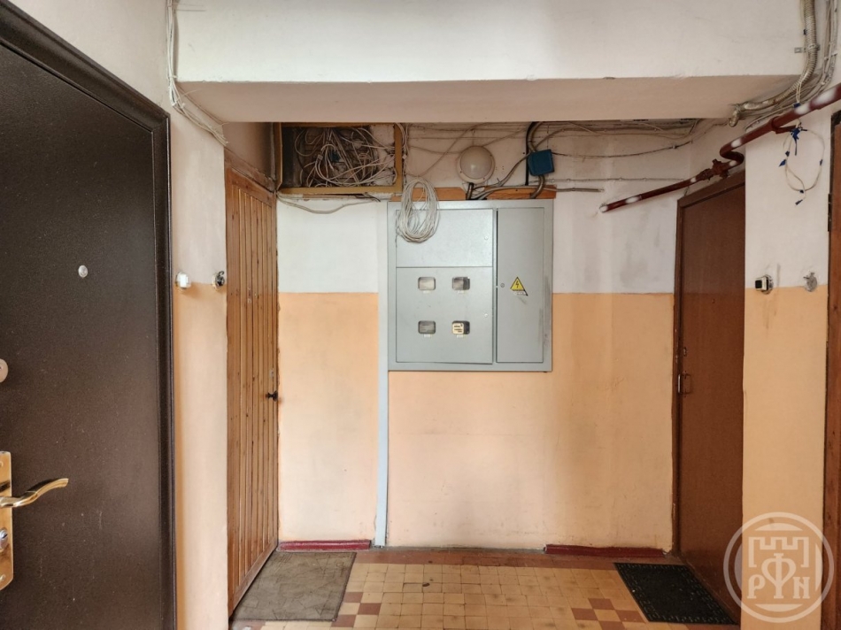 Продажа 1-комн квартиры на вторичном рынке Ломоносов г., Красного Флота ул. ,  д. 11/39