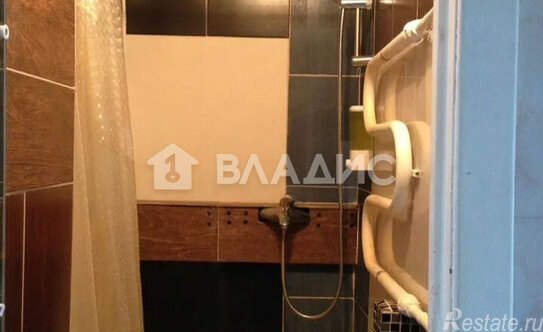 Продажа 6-комн квартиры на вторичном рынке ул Академика Константинова,  д. 4,  к. 1