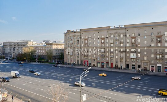 Продажа 1-комн квартиры на вторичном рынке Кутузовский пр-кт,  д. 30