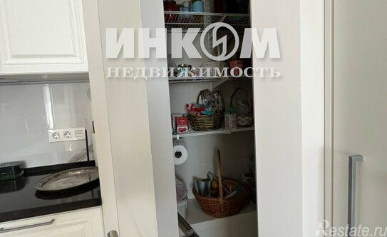 Продажа 4-комн квартиры на вторичном рынке улица Черняховского,  д. 19