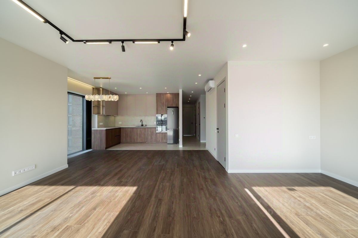 Продажа 4-комн квартиры на вторичном рынке Волоколамское шоссе, 95/2