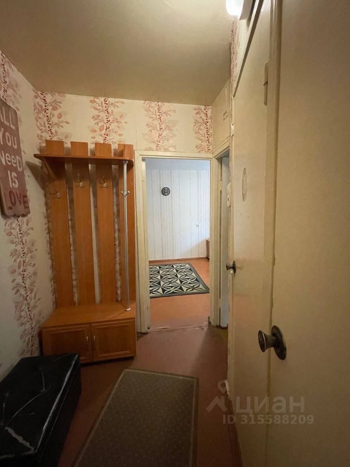 Продажа 1-комн квартиры на вторичном рынке Искровский проспект, 4К2