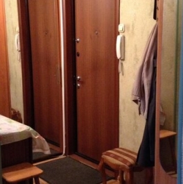 Продажа 1-комн квартиры на вторичном рынке улица Санникова,  д. 1