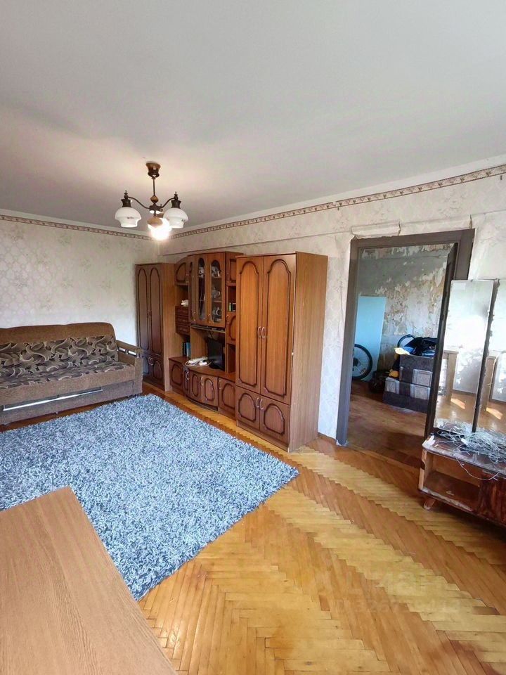 Продажа 2-комн квартиры на вторичном рынке Гранитная улица, 48