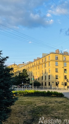 Продажа 2-комн квартиры на вторичном рынке КИМа пр-кт,  д. 5/34