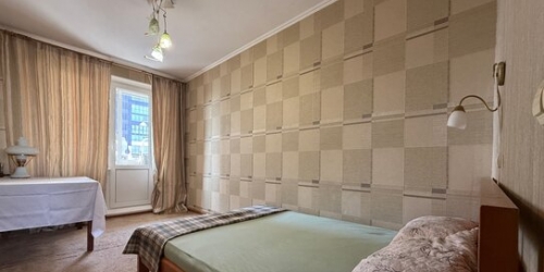 3-комн квартира Илимская улица,  д. 2