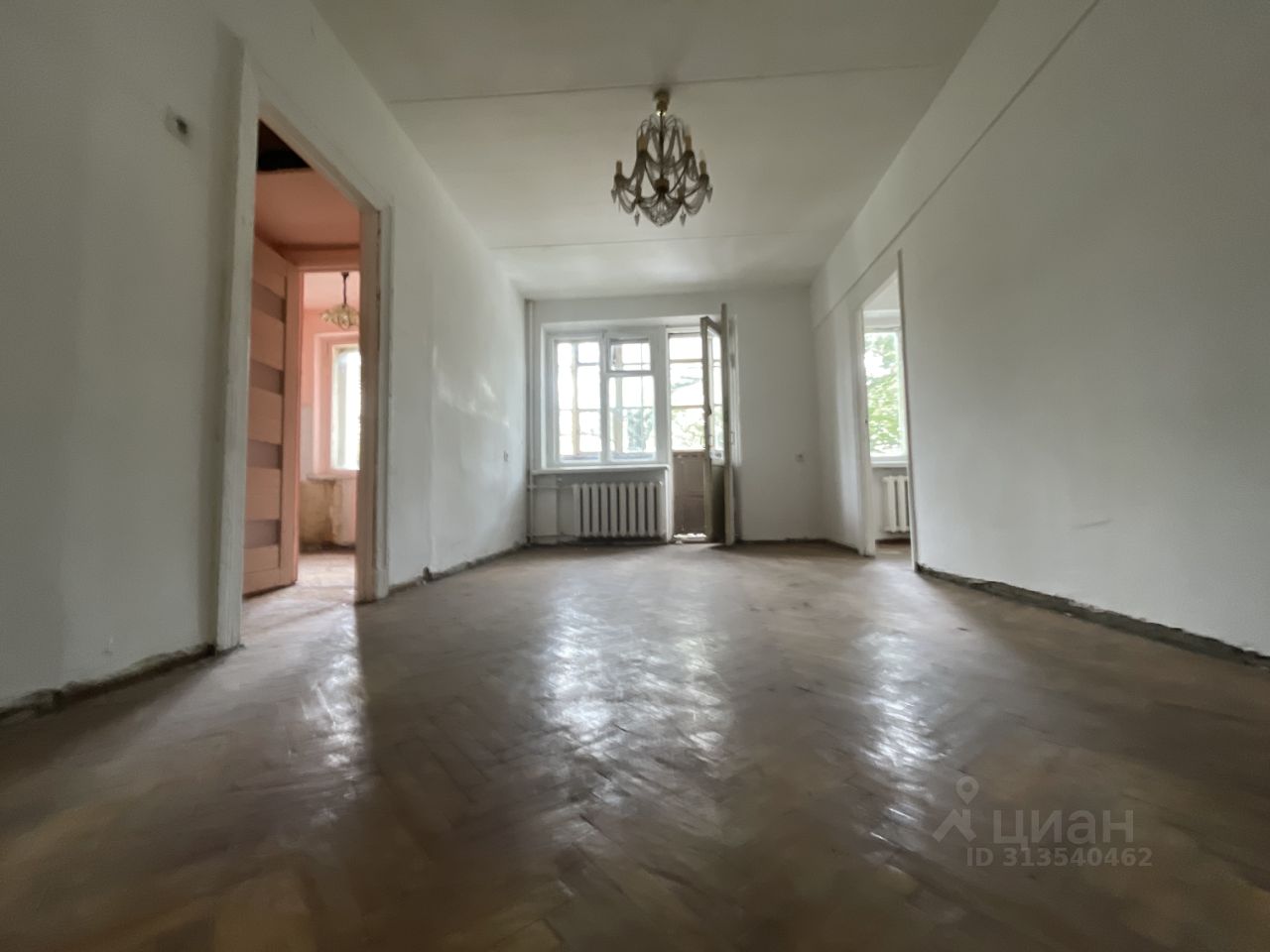 Продажа 2-комн квартиры на вторичном рынке Ярославская улица, 5