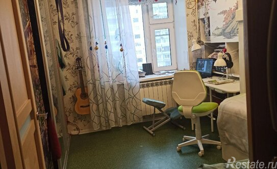 Продажа 2-комн квартиры на вторичном рынке Мичманская улица,  д. 4