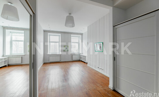 Продажа 3-комн квартиры на вторичном рынке Самотёчная улица,  д. 5