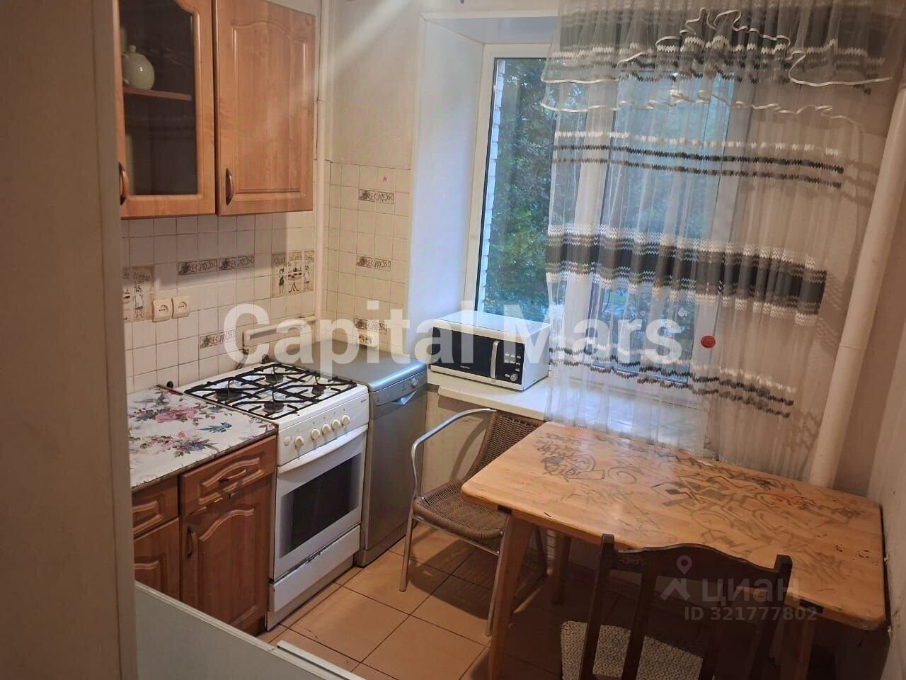 Аренда 2-комн квартиры на вторичном рынке Свободный проспект, 37/18