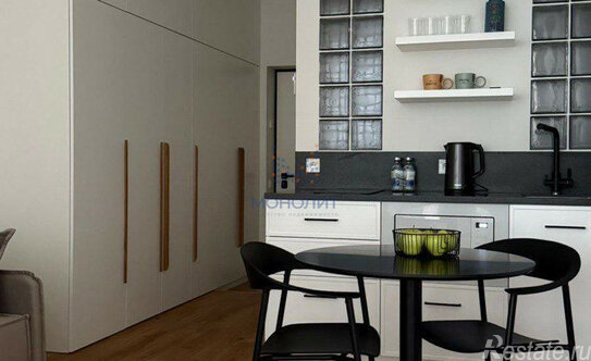 Продажа 4-комн квартиры на вторичном рынке Авиационная улица,  д. 79В