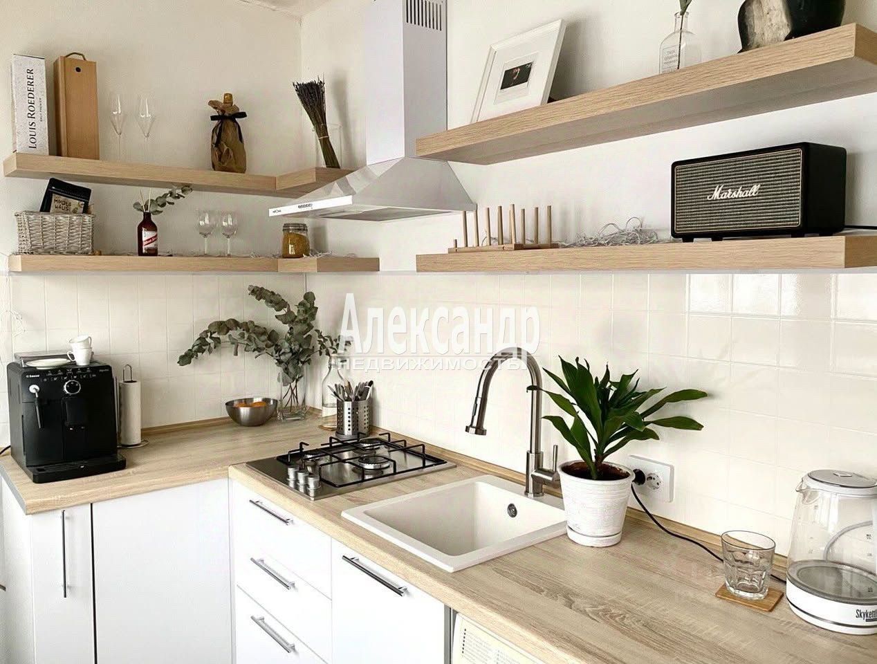 Продажа 2-комн квартиры на вторичном рынке проспект Славы, 37