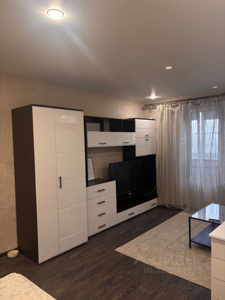 Продажа 1-комн квартиры на вторичном рынке улица 800-летия Москвы, 11