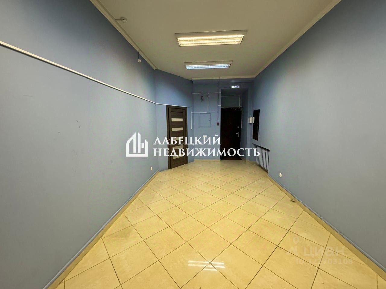 Продажа 3-комн квартиры на вторичном рынке Исполкомская улица, 10