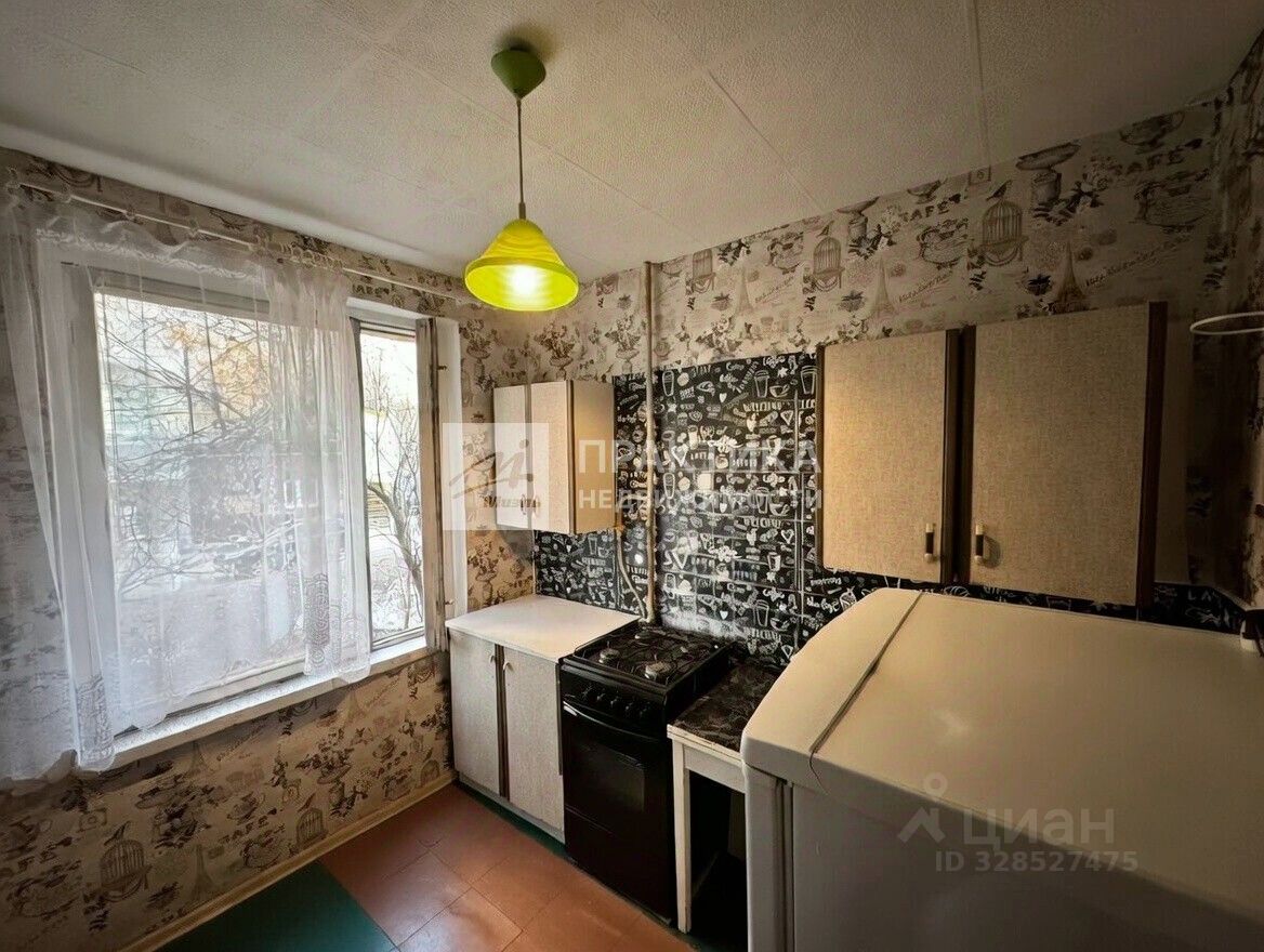 Продажа 1-комн квартиры на вторичном рынке Петрозаводская улица, 15К3