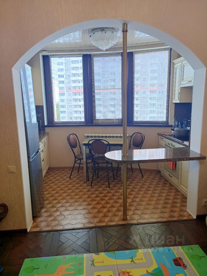 Продажа 1-комн квартиры на вторичном рынке Подрезково мкр, Центральная улица, 4г