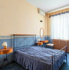 Аренда 3-комн квартиры на вторичном рынке Наставнический переулок,  д. 6