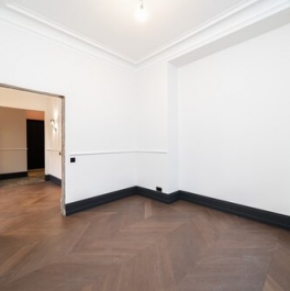 Продажа 3-комн квартиры на вторичном рынке Бронная Б. ул,  д. 17