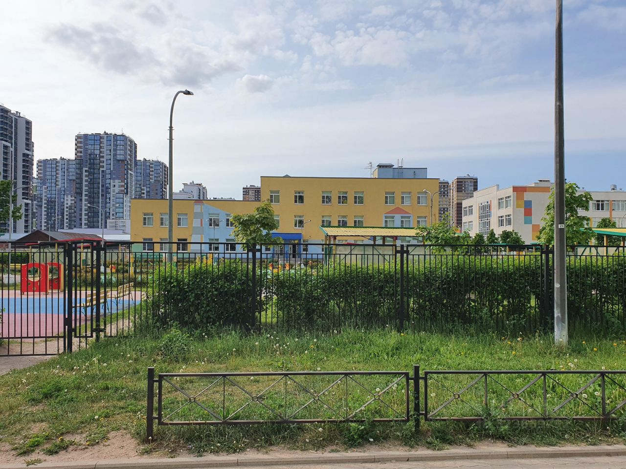 Продажа 2-комн квартиры на вторичном рынке Бестужевская улица, 7к4