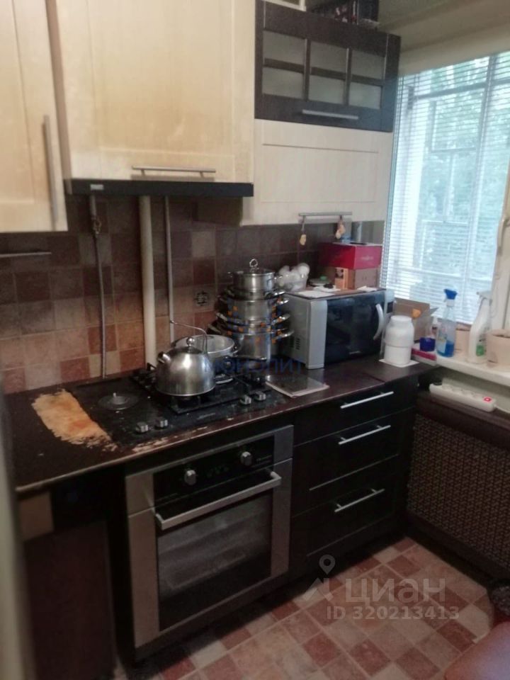 Продажа 3-комн квартиры на вторичном рынке Братская улица, 17К2