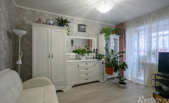 Продажа 2-комн квартиры на вторичном рынке Железнодорожный, Комсомольский проезд,  д. 4