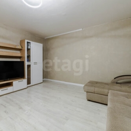 Продажа 1-комн квартиры на вторичном рынке Луначарского пр-кт,  д. 82 к1