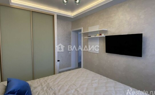 Продажа 2-комн квартиры на вторичном рынке Ракитки ш,  д. 1 к4