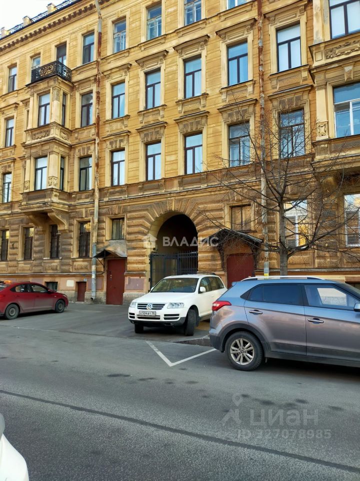 Продажа студии 2-я Васильевского острова линия, 3Б