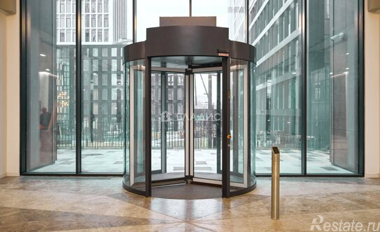 Продажа 1-комн квартиры на вторичном рынке ул Светланова,  д. 11,  к. 2