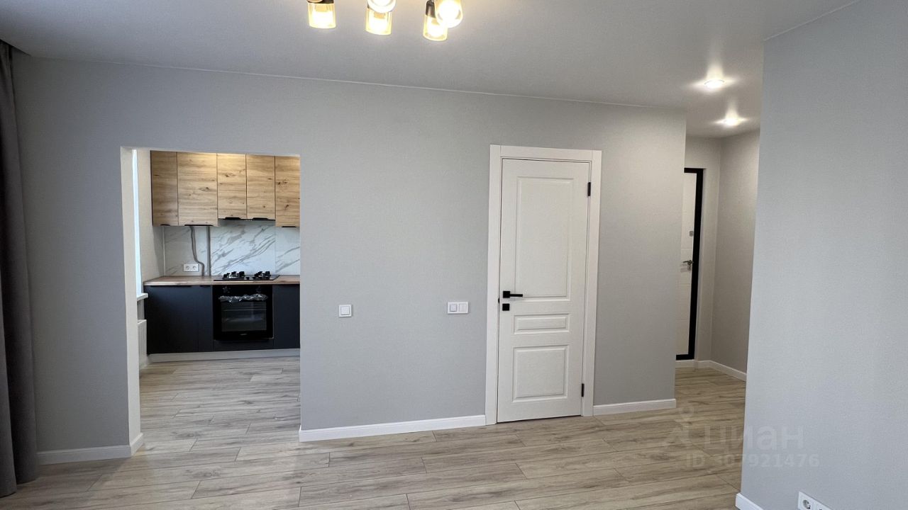 Продажа 3-комн квартиры на вторичном рынке Днепропетровская улица, 27к1