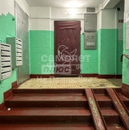 Продажа 1-комн квартиры на вторичном рынке Гурьянова ул,  д. 39