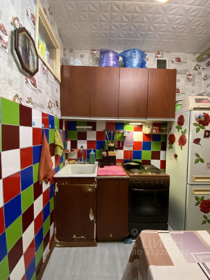 Продажа 1-комн квартиры на вторичном рынке пос. Поповка, 6А