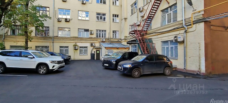 Продажа отдельного здания улица Бутырский Вал,  д. 68