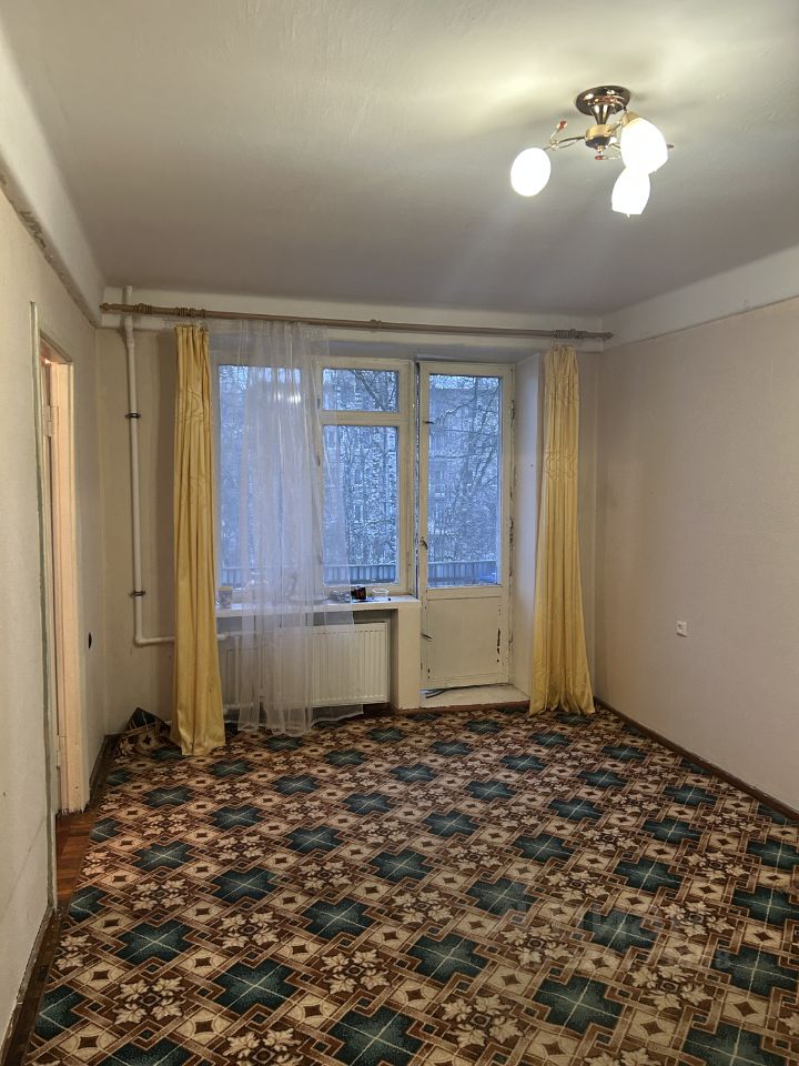 Продажа 2-комн квартиры на вторичном рынке Заневский проспект, 59