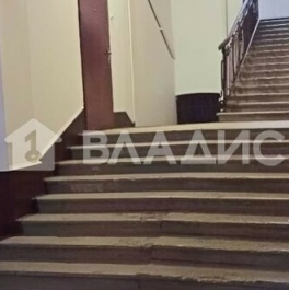 Продажа 1-комн квартиры на вторичном рынке линия 10-я В.О.,  д. 13