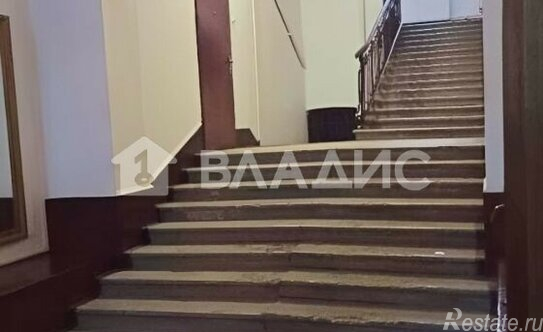 Продажа 1-комн квартиры на вторичном рынке линия 10-я В.О.,  д. 13