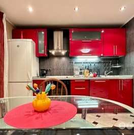 Аренда 3-комн квартиры на вторичном рынке ул Чечулина,  д. 18