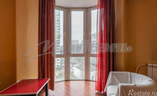 Продажа 2-комн квартиры на вторичном рынке ул Ивана Сусанина,  д. 8,  к. 1