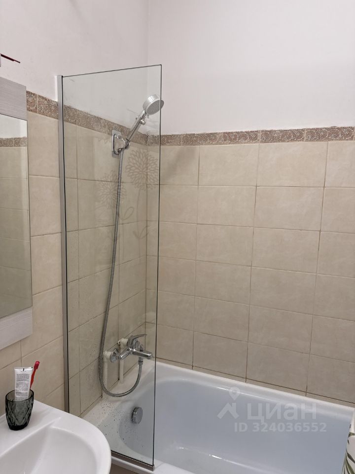 Аренда 1-комн квартиры на вторичном рынке Зенино ЖК Самолет мкр, Люберцы, улица Вертолетная,  д. 4к1