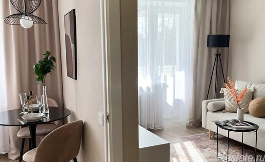 Продажа 1-комн квартиры на вторичном рынке Королев г, Карла Маркса ул,  д. 6