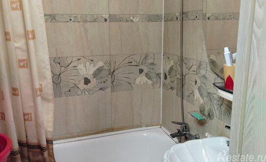 Продажа 1-комн квартиры на вторичном рынке шоссе Революции,  д. 37,  к. 2