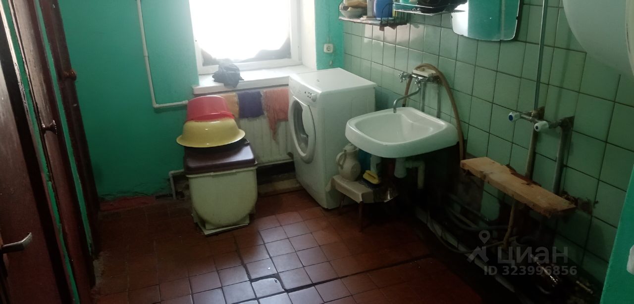 Продажа комнаты Колпино, улица Красных Партизан, 10