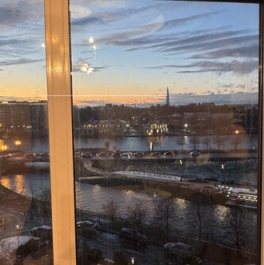 Продажа 3-комн квартиры на вторичном рынке Песочная наб,  д. 40