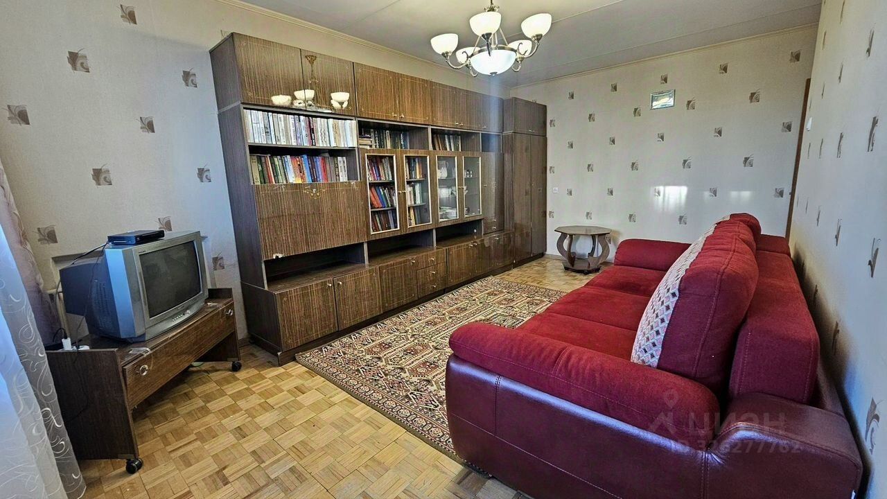 Продажа 2-комн квартиры на вторичном рынке Электросталь, Западная улица, 24
